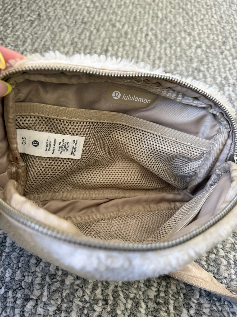 Lululemon Sherpa Belt Bag